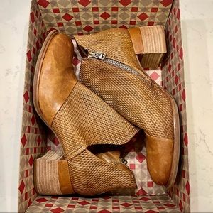 A.S.98 Lloyd Booties